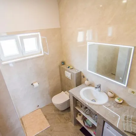 Seaview Holiday home *