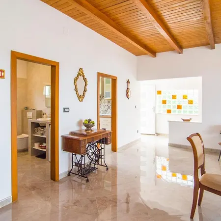 Seaview Holiday home